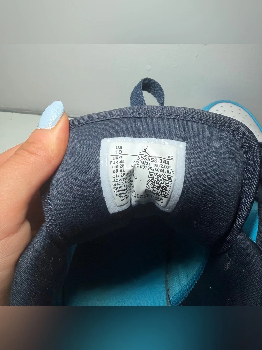 Jordan 1 low UNC